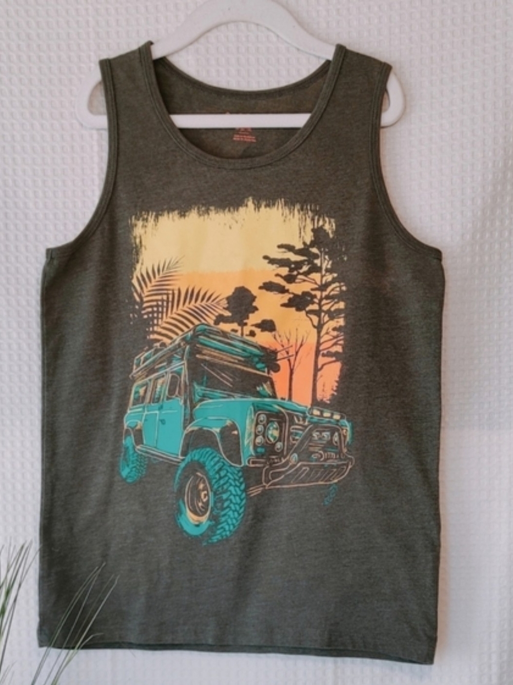 Cat & Jack Boy's Safari Graphic Tank Top Size M(8/10) Olive Greenish- Gray💰